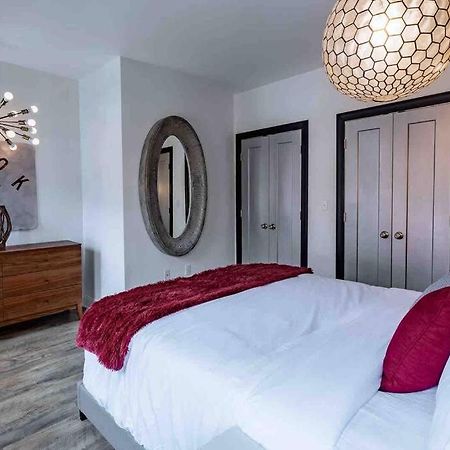 King Bed / Free Parking / Bbq / Fire Pit / Arcade Villa Pittsburgh Bagian luar foto